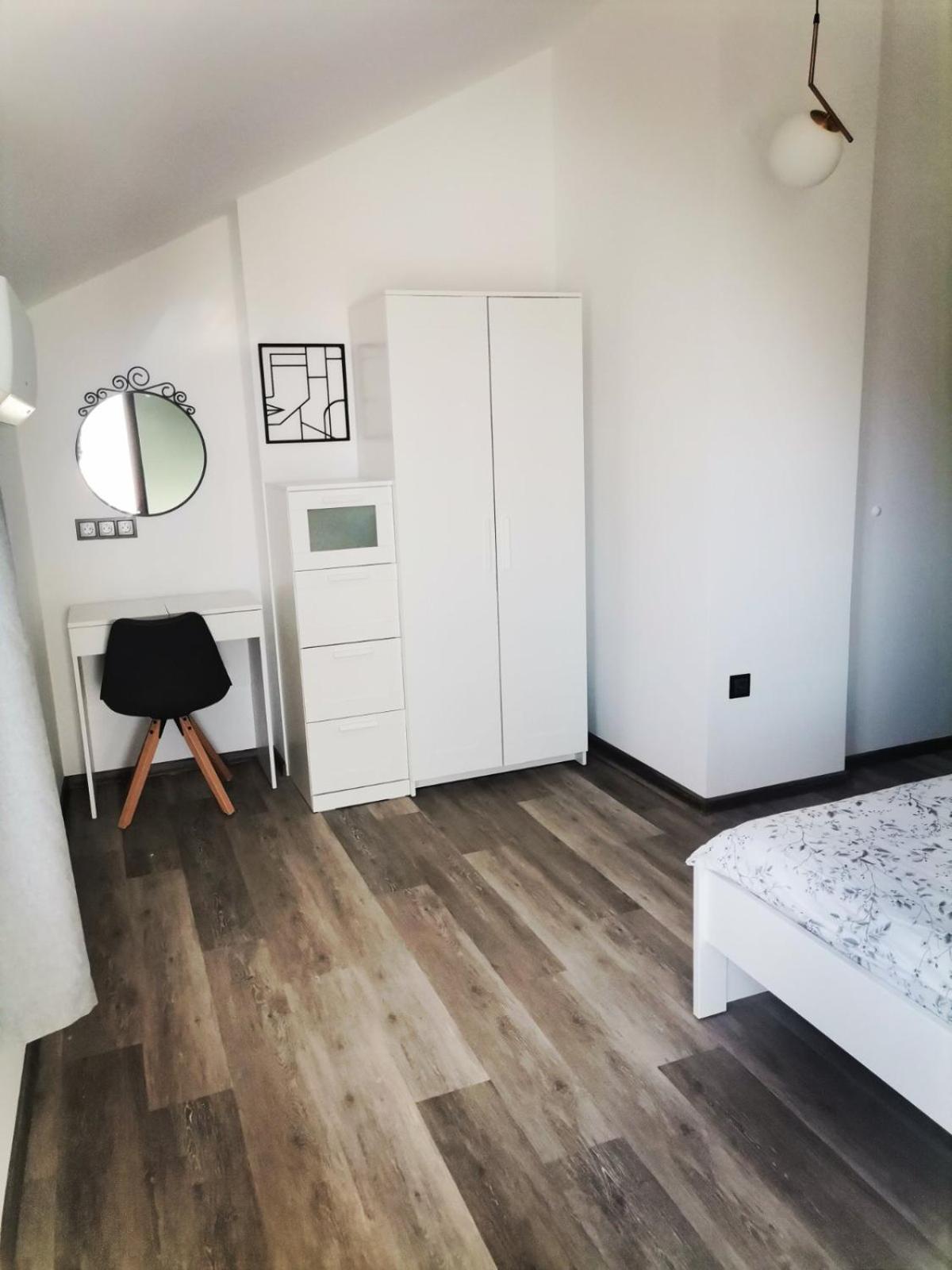 Guest House Yanita فارنا المظهر الخارجي الصورة