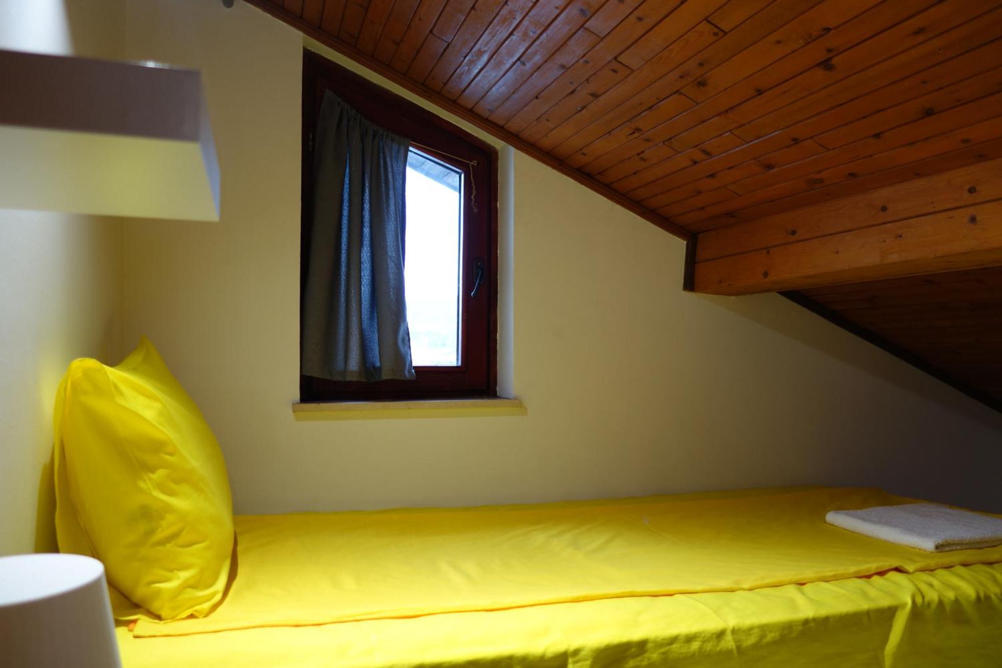 Guest House Yanita فارنا المظهر الخارجي الصورة